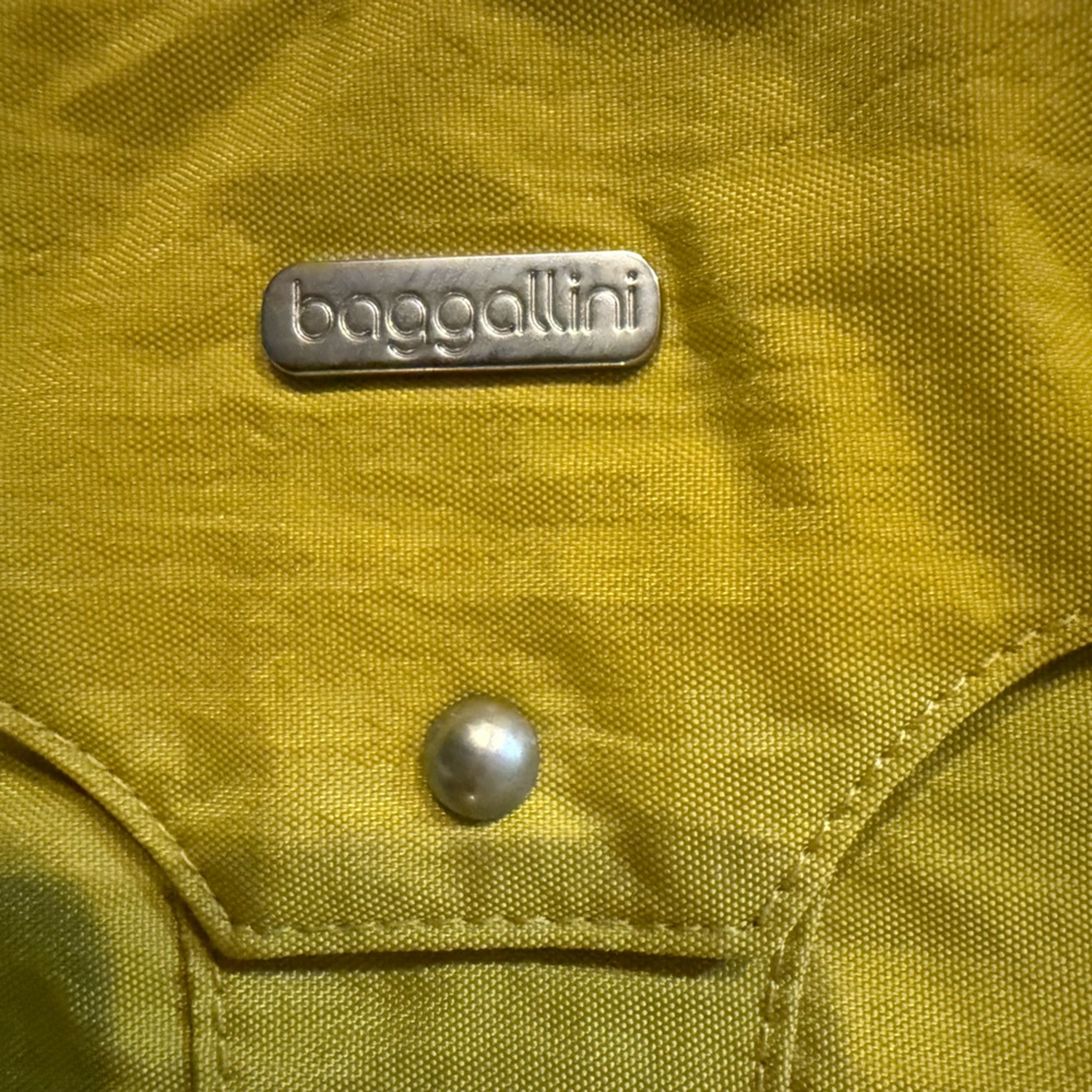 Baggallini Mustard Yellow Crossbody Bag - Picture 9 of 12